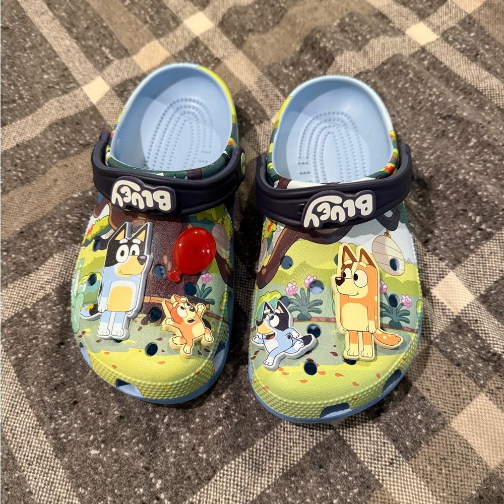 Crocs Adult Bluey Classic Clogs